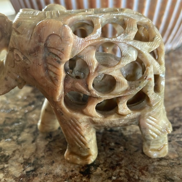 Carved Soapstone Elephant Figurine Gorara Stone Baby Elephant Inside Cute Statue - Picture 4 of 8